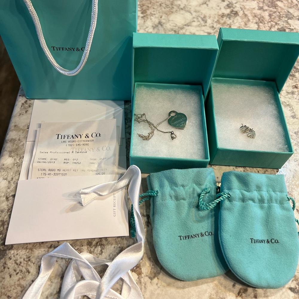 Tiffany and Co Necklace and Earrings